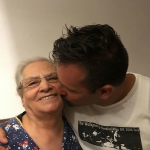 Meet your Posher, Jonathan